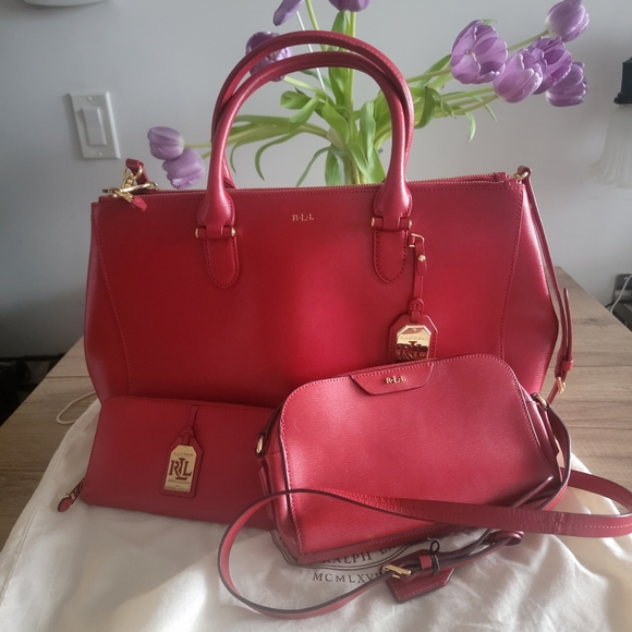 Beautiful look like new Ralph Lauren tote, wallet, and cross body bag. - Picture 1 of 4